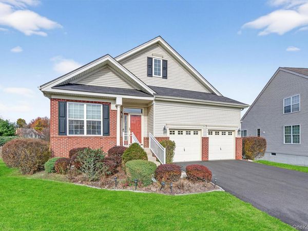 24 Juniper Circle , Middletown, NY 10940