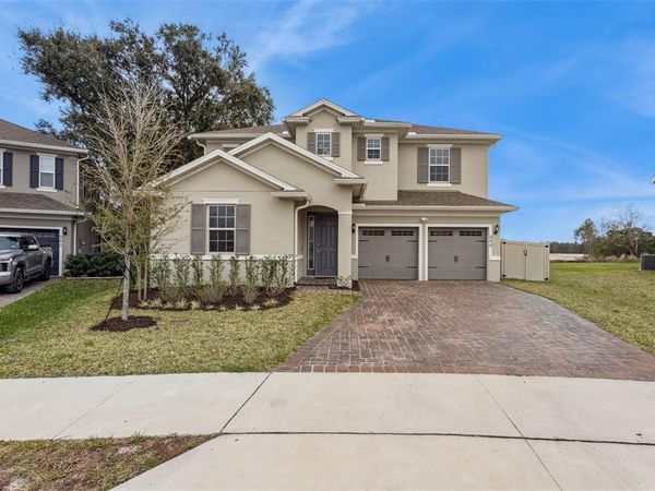 594 VIA BELLA COURT , HOWEY IN THE HILLS, FL 34737