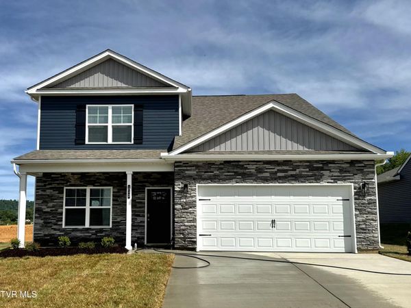 212 Artist Avenue, Johnson City, TN 37615