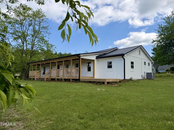 509 Island Road, Bristol, VA 24201