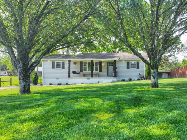 425 Halls Mill Rd , Shelbyville, TN 37160