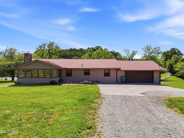 5321 Roberts Rd , Corryton, TN 37721