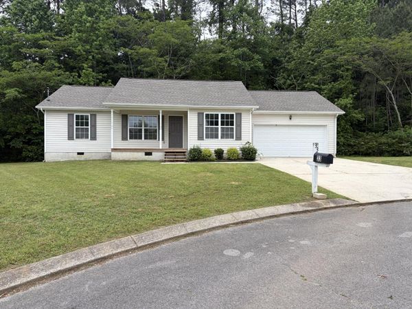 33 Breezewood Road , Ringgold, GA 30736