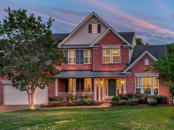 924 Dundonnell Pl , Nashville, TN 37220