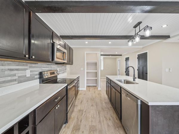 678 County Road 24 , Marengo, OH 43334