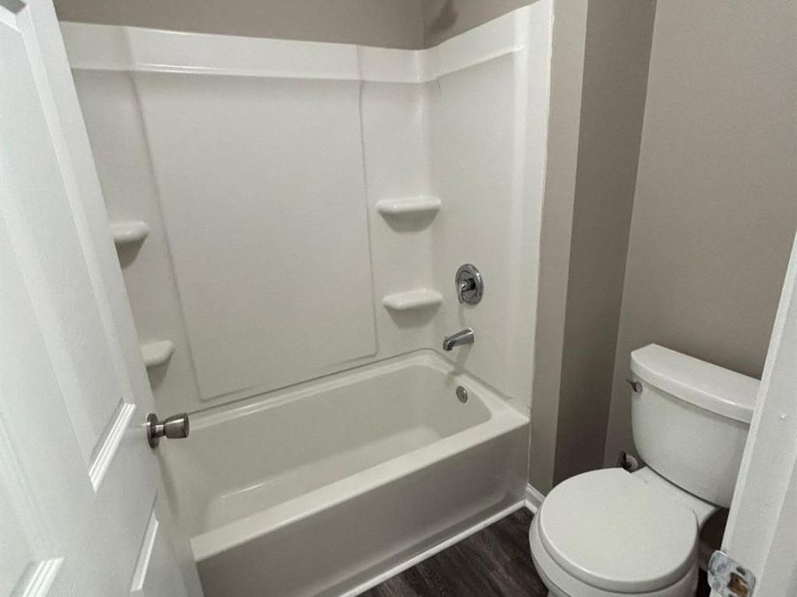 807 Glenway Drive, Hamilton, OH 45013 Photo 12