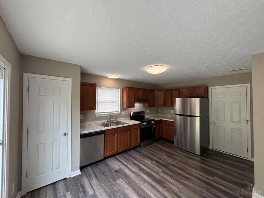 807 Glenway Drive, Hamilton, OH 45013 Photo 6