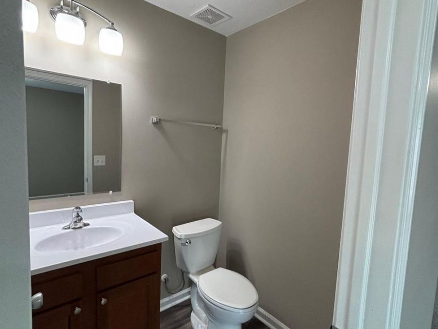 807 Glenway Drive, Hamilton, OH 45013 Photo 8