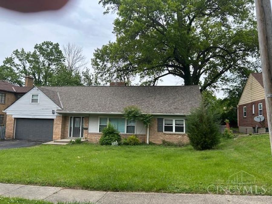 2656 Cedarbrook Drive, Golf Manor, OH 45237 Photo 1