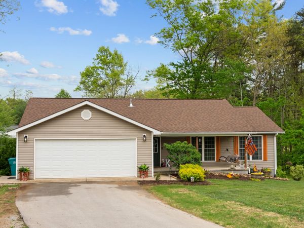 223 Grove Loop , Crossville, TN 38555