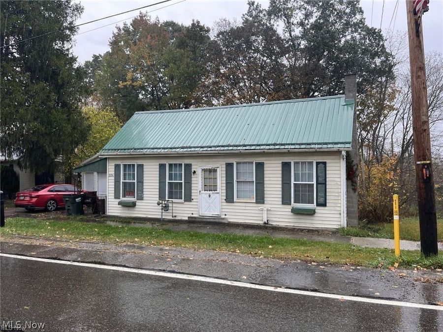 226 E Main Street , Freeport, OH 43973 Photo 1