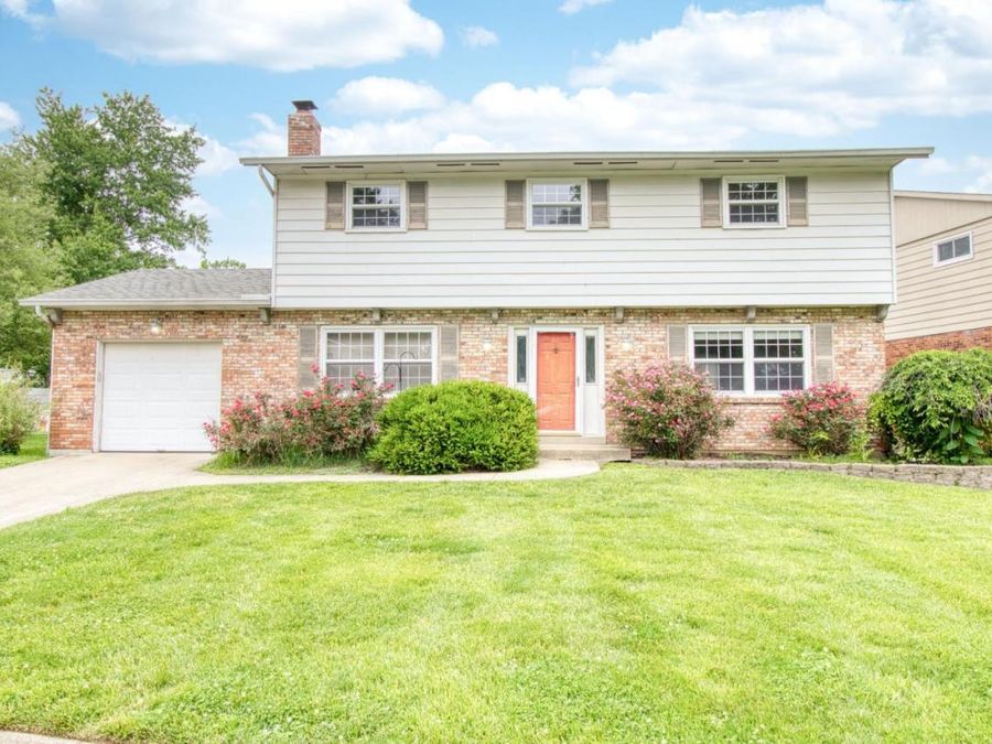 1667 Clemson Circle, Cincinnati, OH 45255 Photo 1