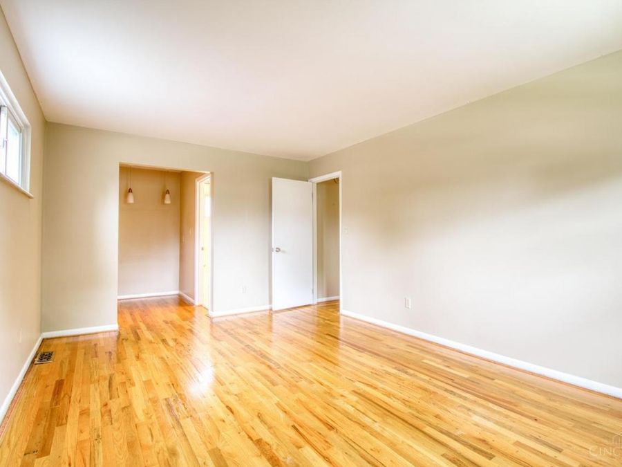 1667 Clemson Circle, Cincinnati, OH 45255 Photo 21