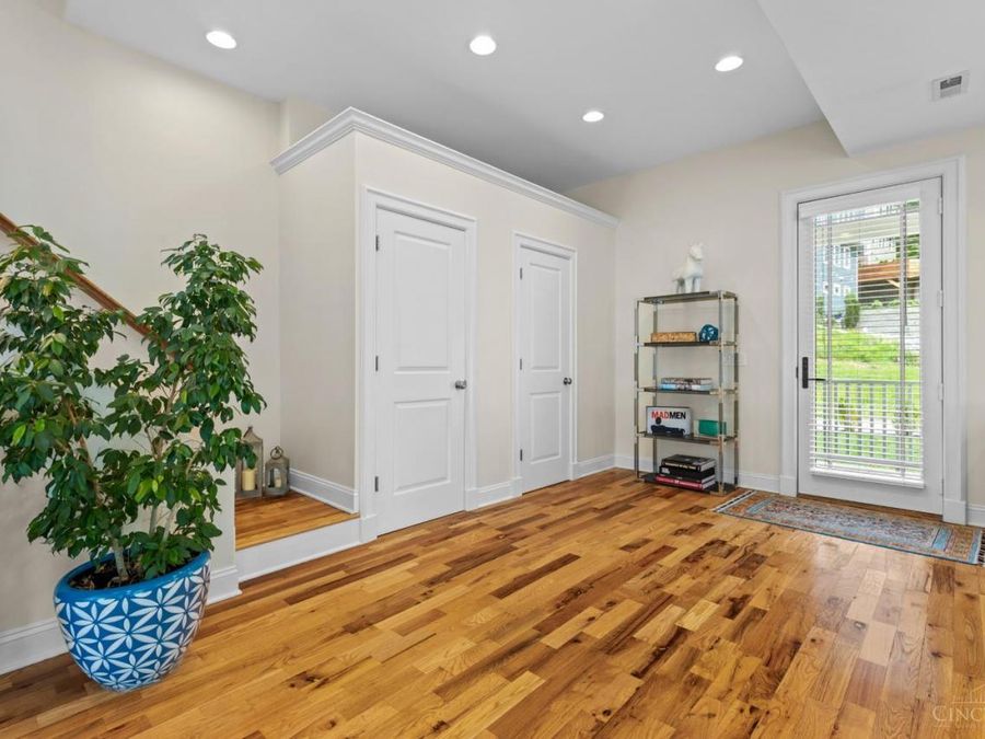536 Delta Avenue, Cincinnati, OH 45226 Photo 5