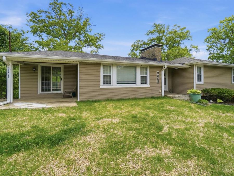 9808 Daly Road, Springfield Township, OH 45231 Photo 2