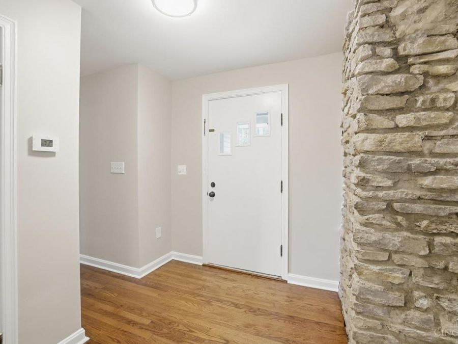 9808 Daly Road, Springfield Township, OH 45231 Photo 4