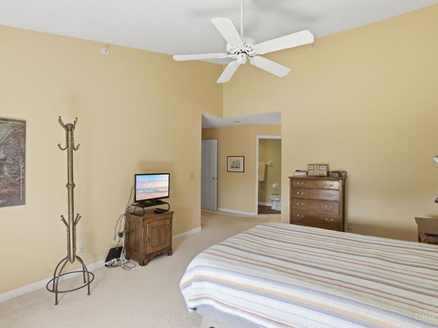 4341 Regency Ridge Court, Unit 304, Green Township, OH 45248 Photo 24