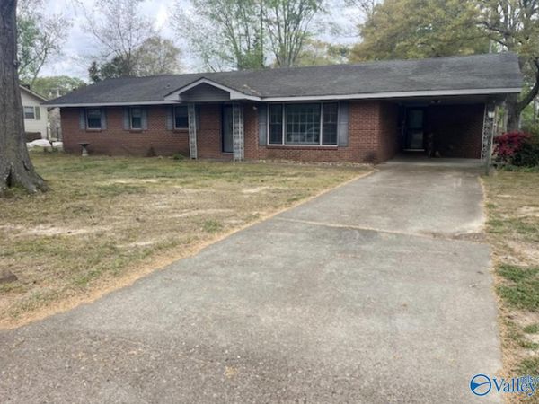 708 Edgewood Street SW, Decatur, AL 35601