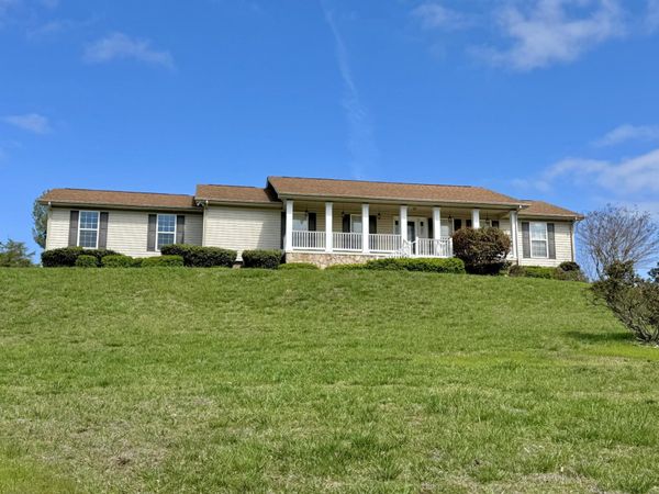 146 Hunters Walk , Dayton, TN 37321
