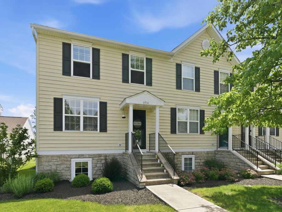 5730 Colts Gate Drive , Unit 43, New Albany, OH 43054 Photo 1