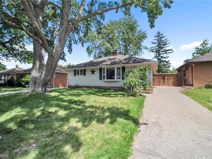 351 Gayle Drive , Sheffield Lake, OH 44054 Photo 1