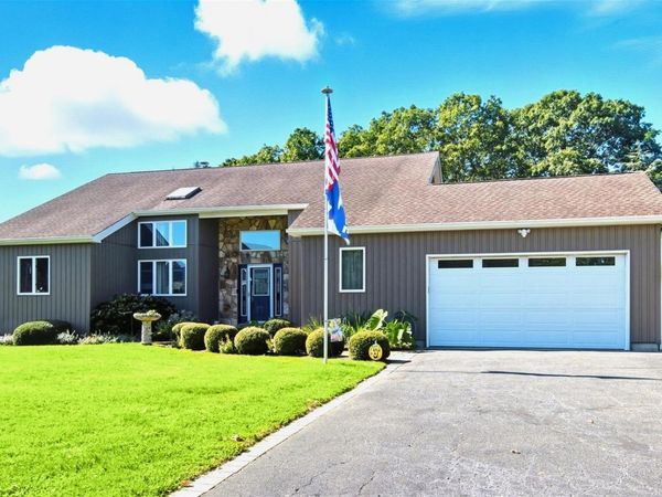 61 Eileen Circle , Jamesport, NY 11947