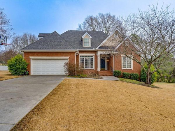 121 Oakhurst Terrace, Calhoun 30701