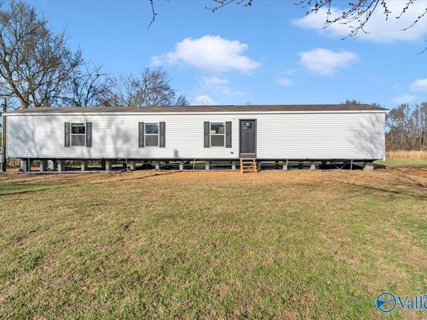 1085 County Road 462 , Pisgah 35765