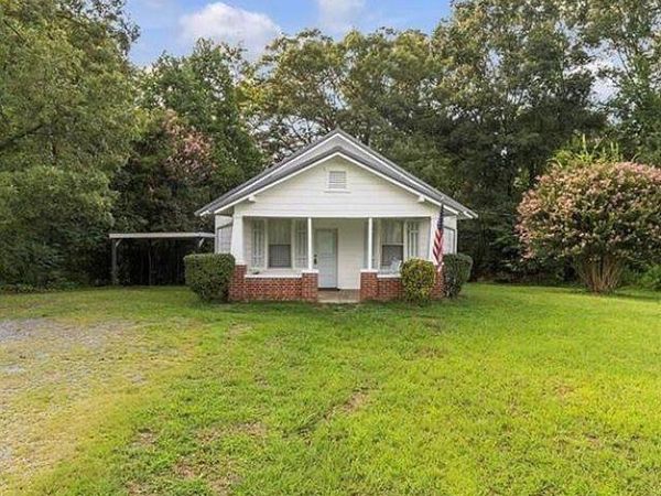 1643 Sugar Creek Road, Crandall 30711