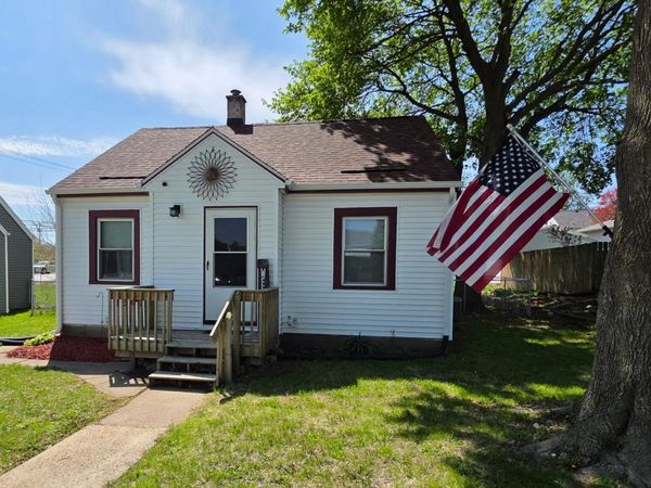 1307 W 36th Street, Davenport, IA 52806