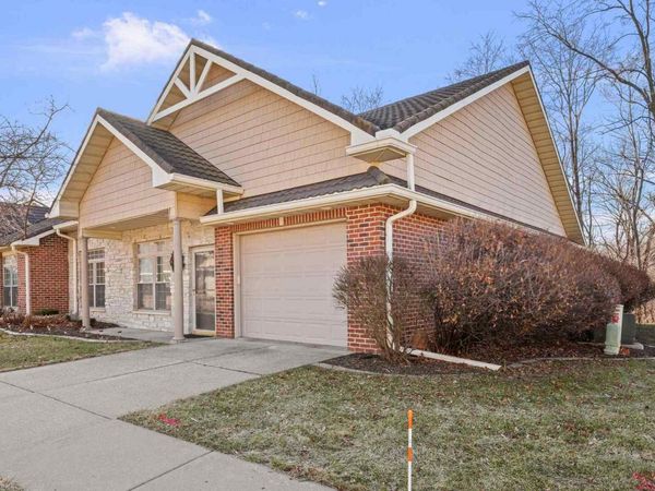 1005 2nd St Court, Moline, IL 61265