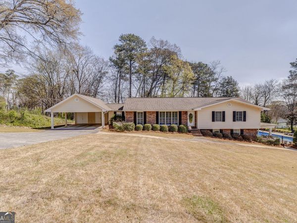 202 Woodland Circle, Calhoun, GA 30701