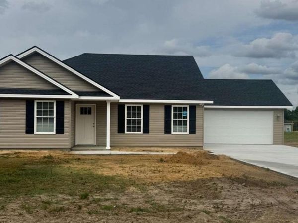 57 Crestview Road, Claxton, GA 30417