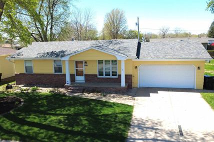 207 S William Avenue, Fremont, NE 68025