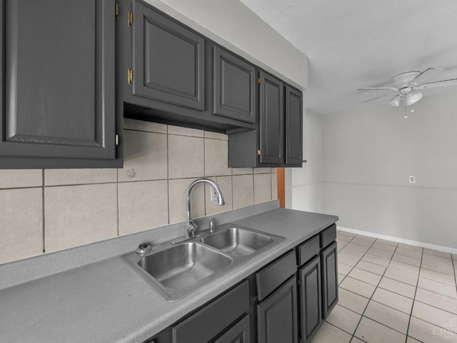 629 Maple Road, Reading, OH 45215 Photo 10