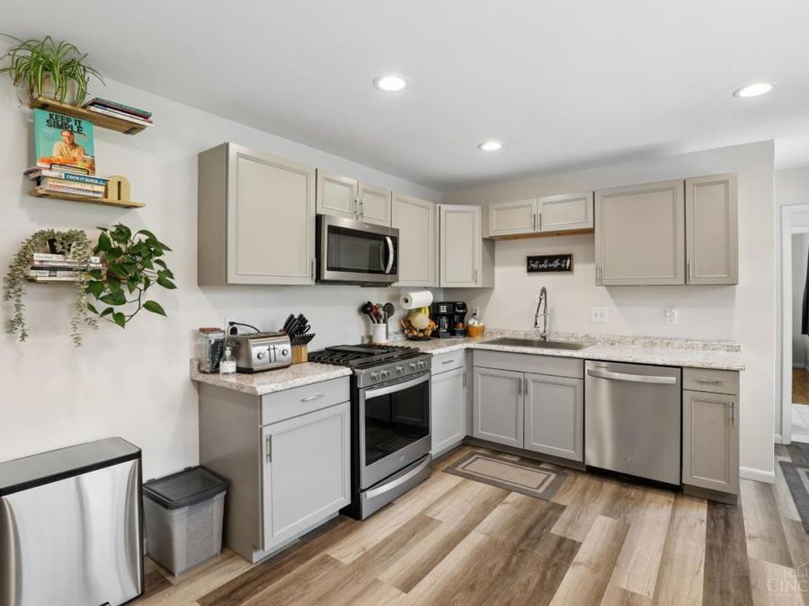 3385 Treasure Court, Cincinnati, OH 45211 Photo 10