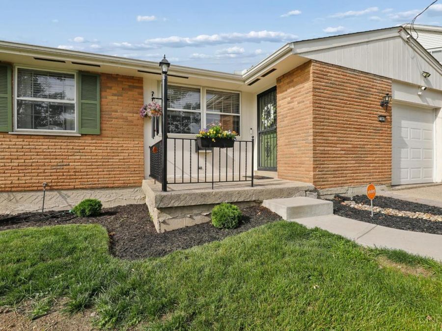 3385 Treasure Court, Cincinnati, OH 45211 Photo 2