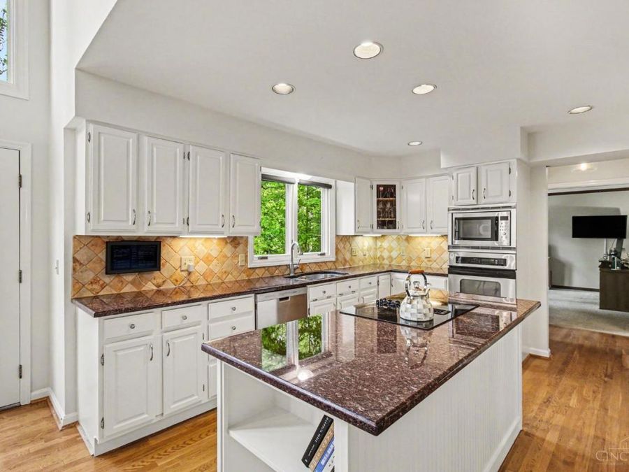 11411 Terwilligers Ridge Court, Symmes Township, OH 45249 Photo 6