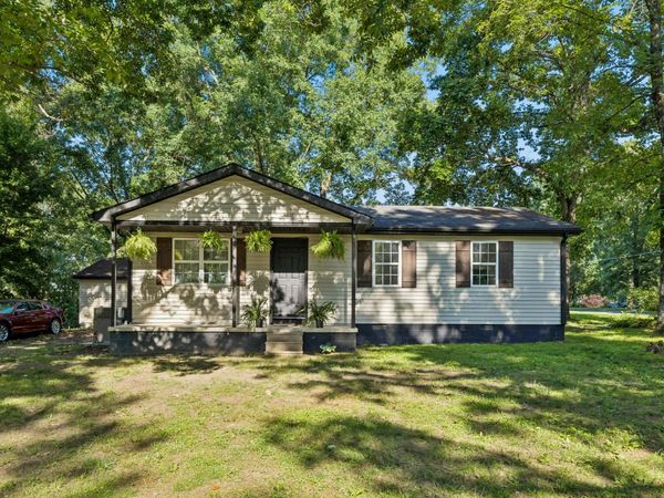 730 Chaffin Rd , Lafayette, TN 37083