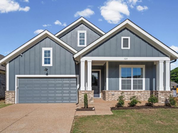 325 KEMROCK DR W, Cordova, TN 38018