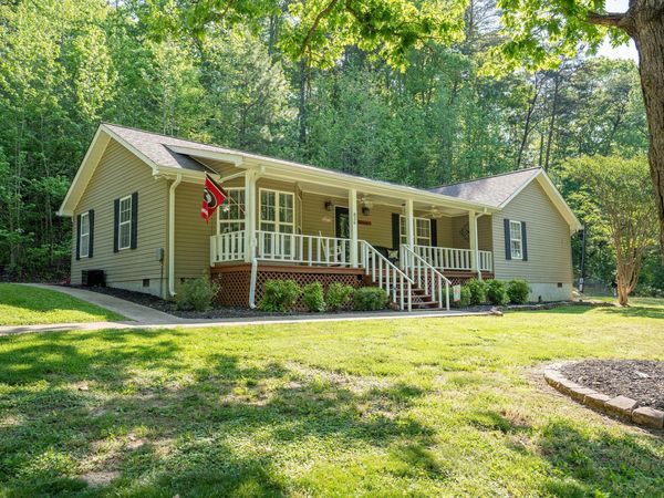 836 County Road 140 , Valley Head 35989