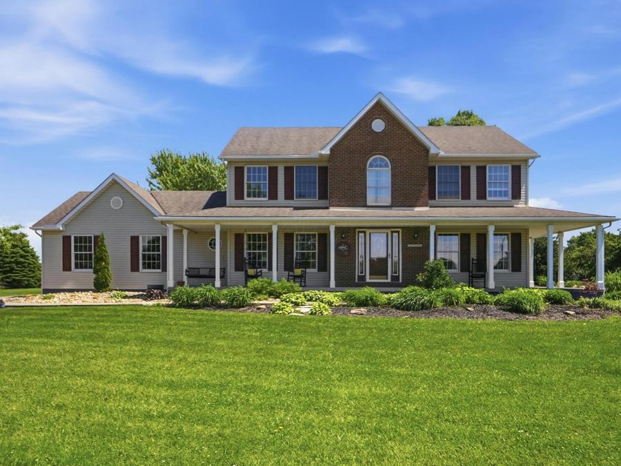 3381 York Road SW, Pataskala, OH 43062 Photo 1