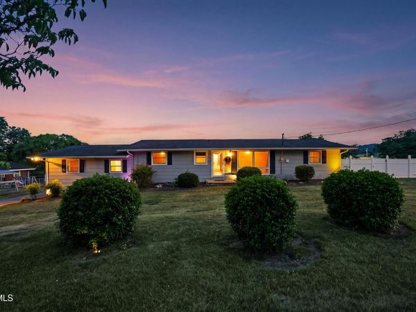 165 Richard Street, Gray, TN 37615