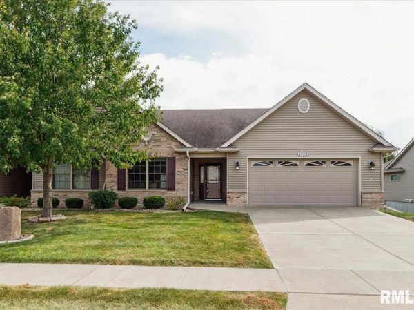 1713 Garrett Avenue, Clinton, IA 52732