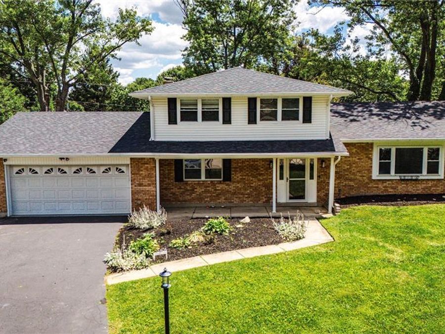 5406 Qualstan Court, Centerville, OH 45429 Photo 1