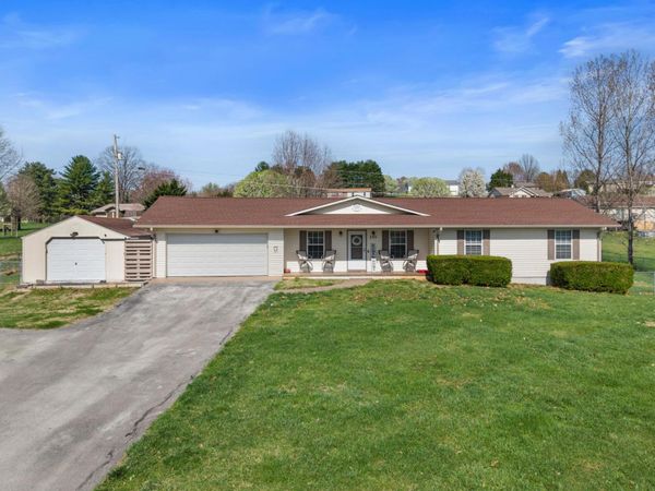 355 Cate Byrd Road, Kodak, TN 37764