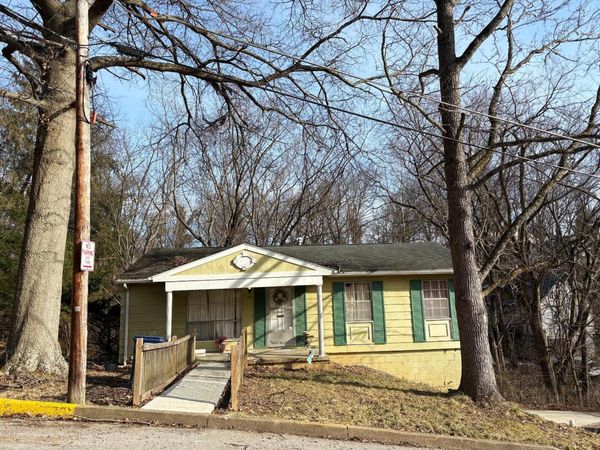 42 Walker , Athens, OH 45701