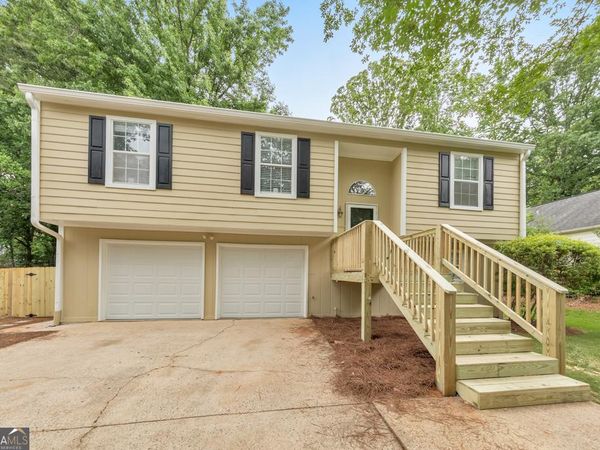 1818 Crescent Hill Drive NW, Acworth, GA 30102