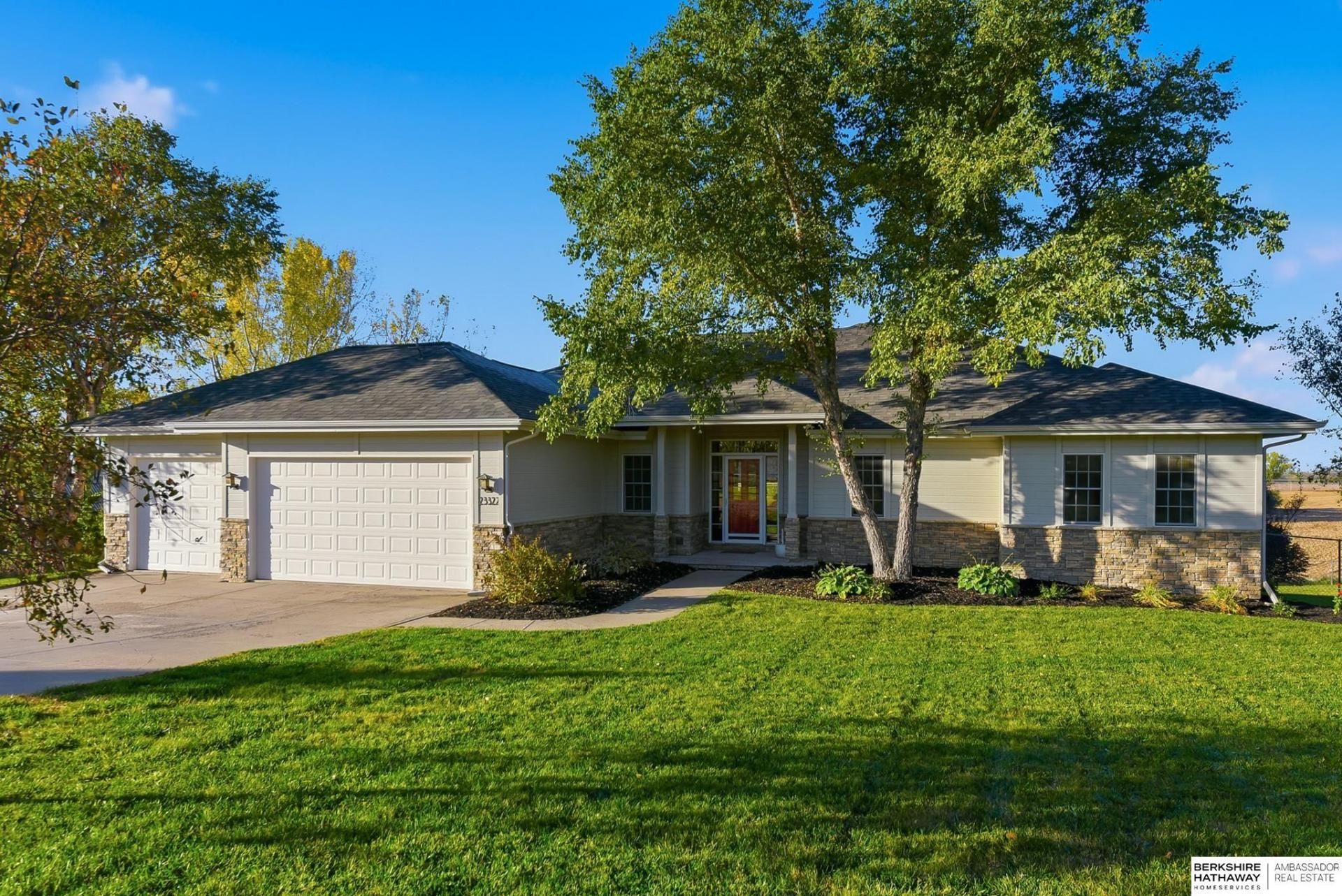 23322 Schram Road, Gretna, NE 68028