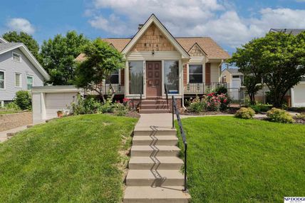 5816 Pacific Street, Omaha, NE 68106